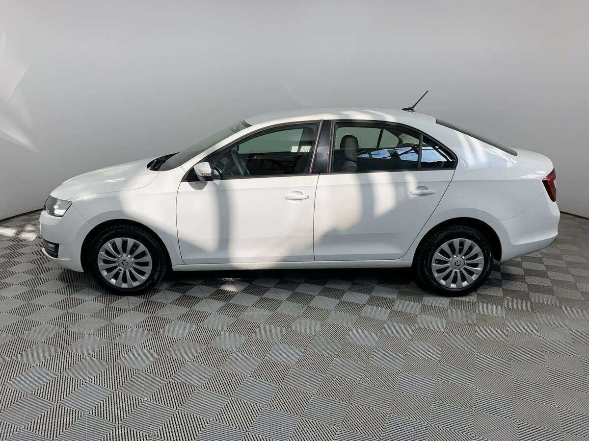 Skoda Rapid с пробегом — 2019 год. Фото: #6