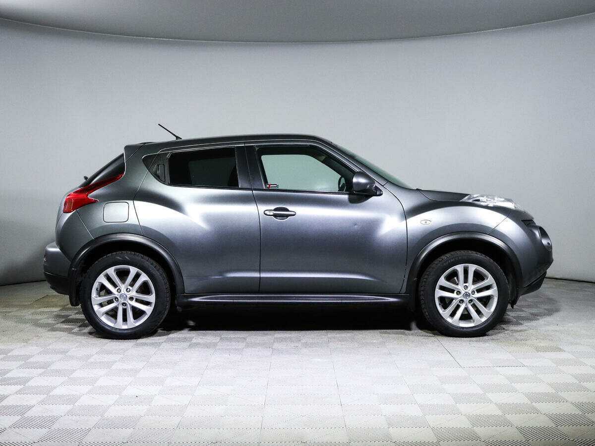 Nissan Juke с пробегом — 2011 год. Фото: #3
