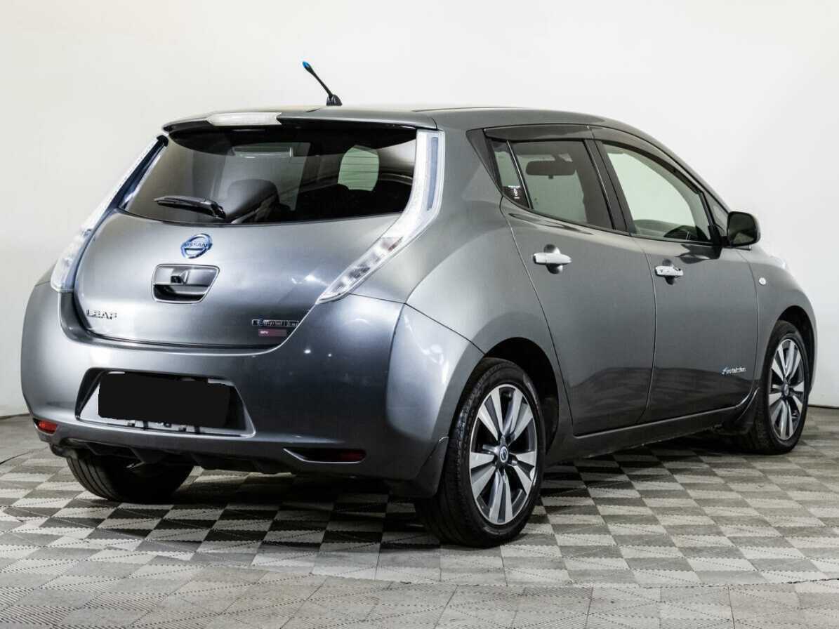 Nissan Leaf с пробегом — 2013 год. Фото: #4