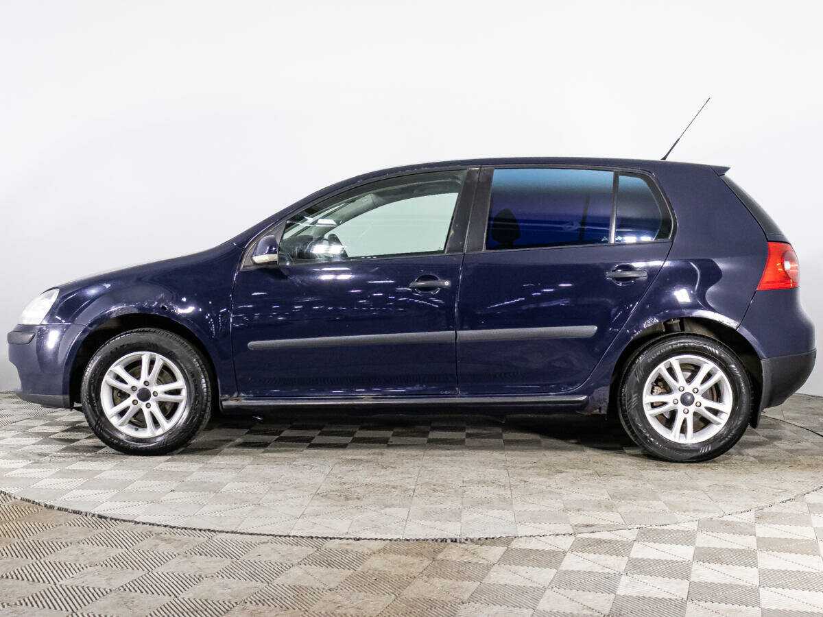 Volkswagen Golf с пробегом — 2006 год. Фото: #7