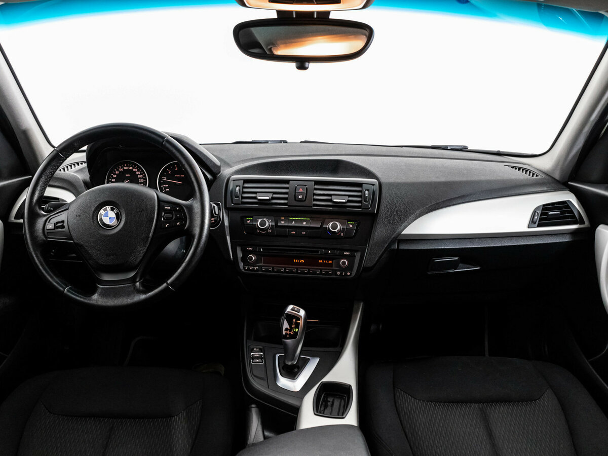 BMW 1 серии с пробегом — 2012 год. Фото: #8