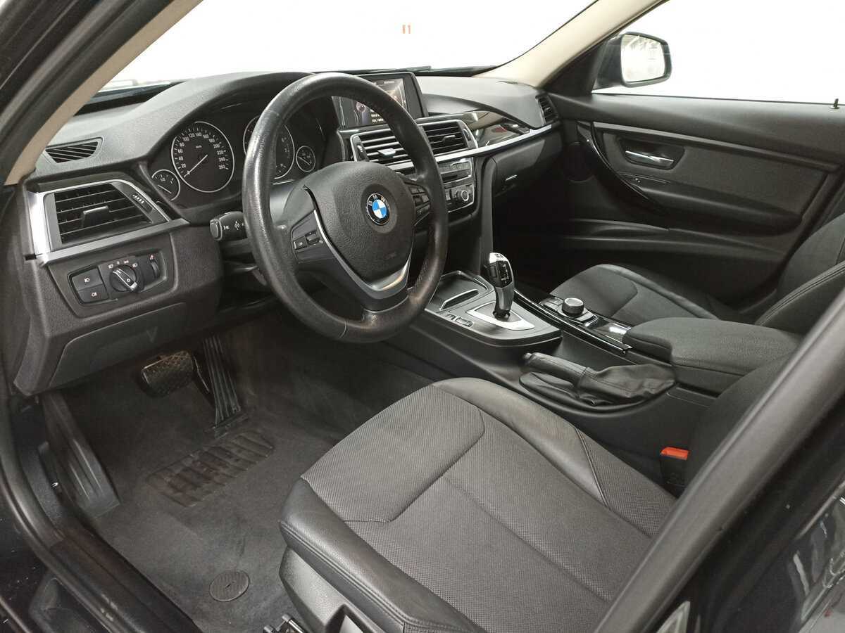 BMW 3 серии с пробегом — 2016 год. Фото: #15