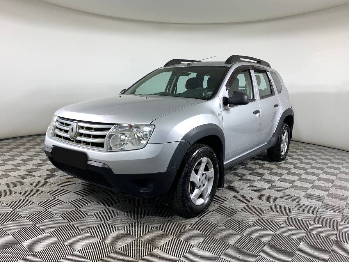 Renault Duster с пробегом — 2013 год. Посмотреть фото