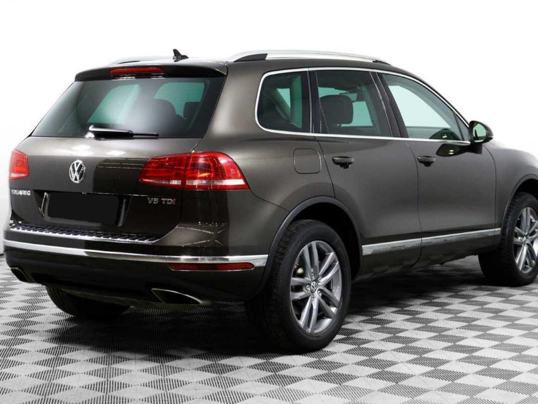Volkswagen Touareg с пробегом — 2016 год. Фото: #4
