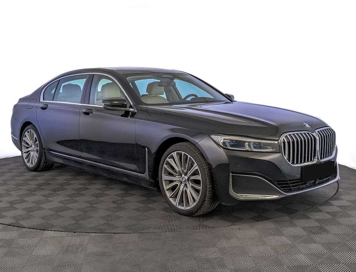 BMW 7 серии с пробегом — 2021 год. Фото: #2