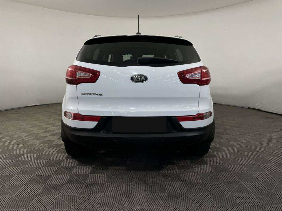 Kia Sportage с пробегом — 2011 год. Фото: #2