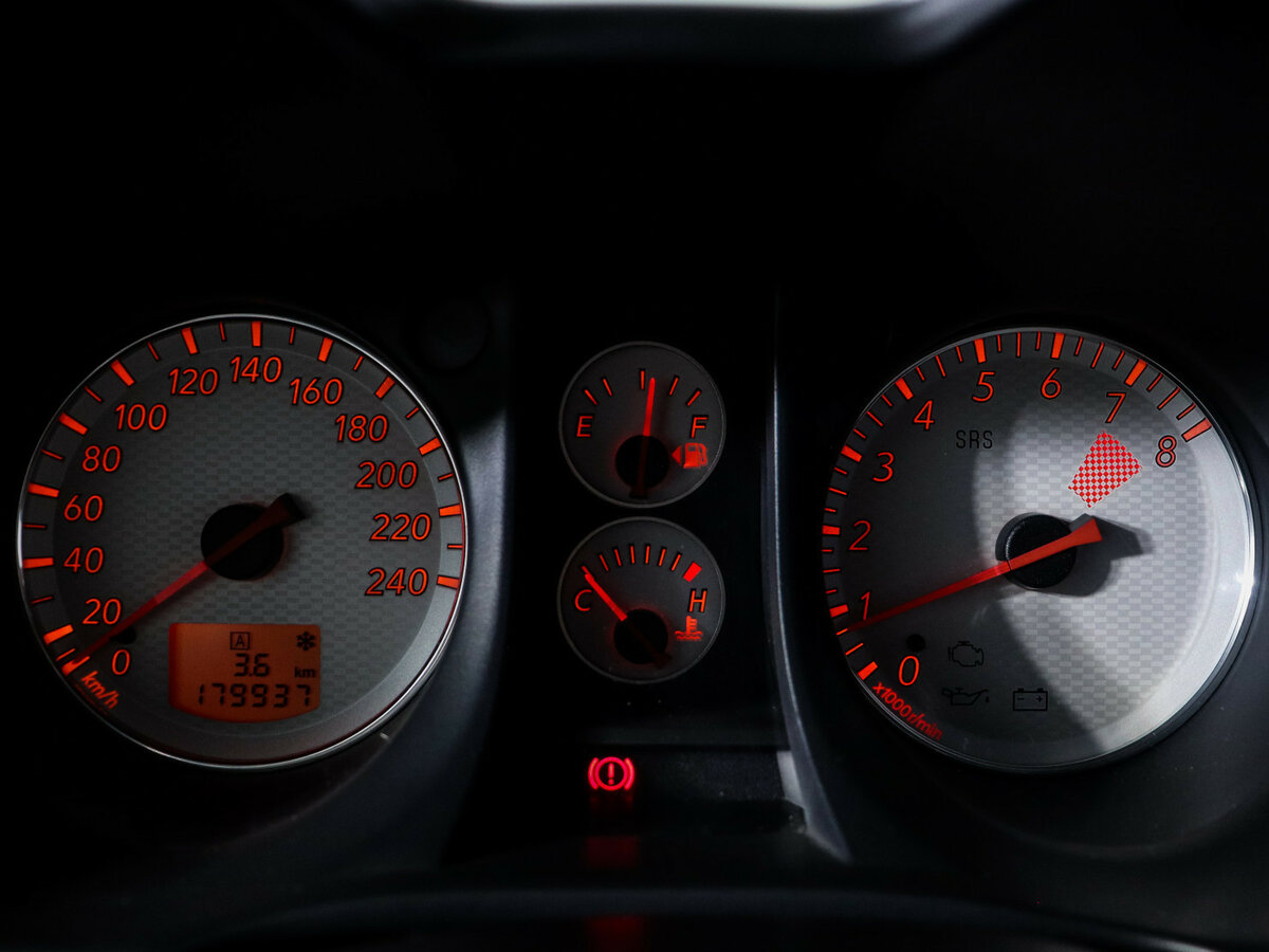 Mitsubishi Outlander с пробегом — 2007 год. Фото: #10