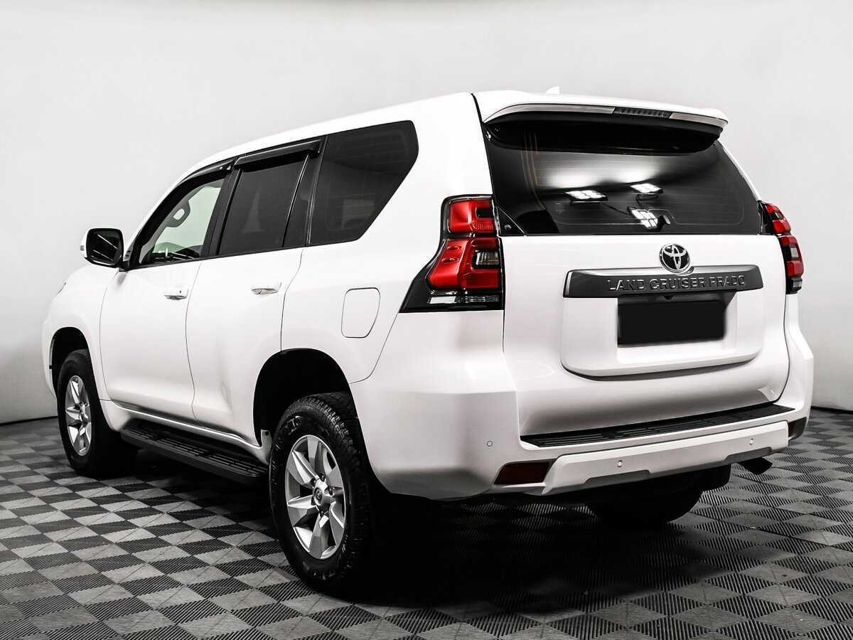 Toyota Land Cruiser Prado с пробегом — 2018 год. Фото: #6
