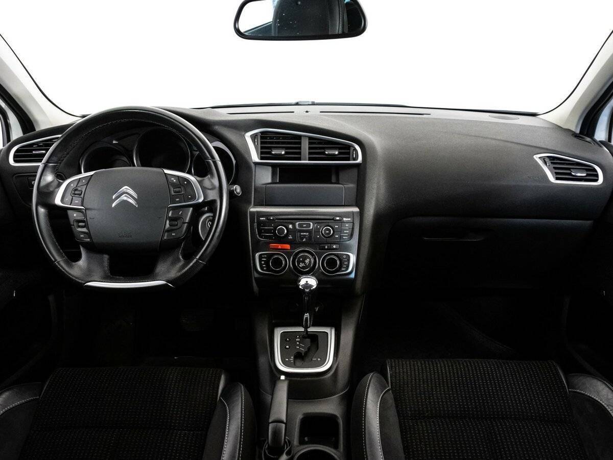 Citroen C4 с пробегом — 2011 год. Фото: #9