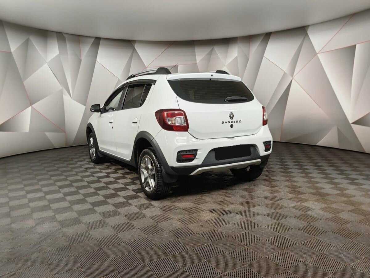 Renault Sandero с пробегом — 2019 год. Фото: #3