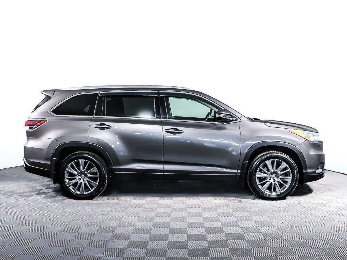 Toyota Highlander с пробегом — 2014 год. Фото: #3