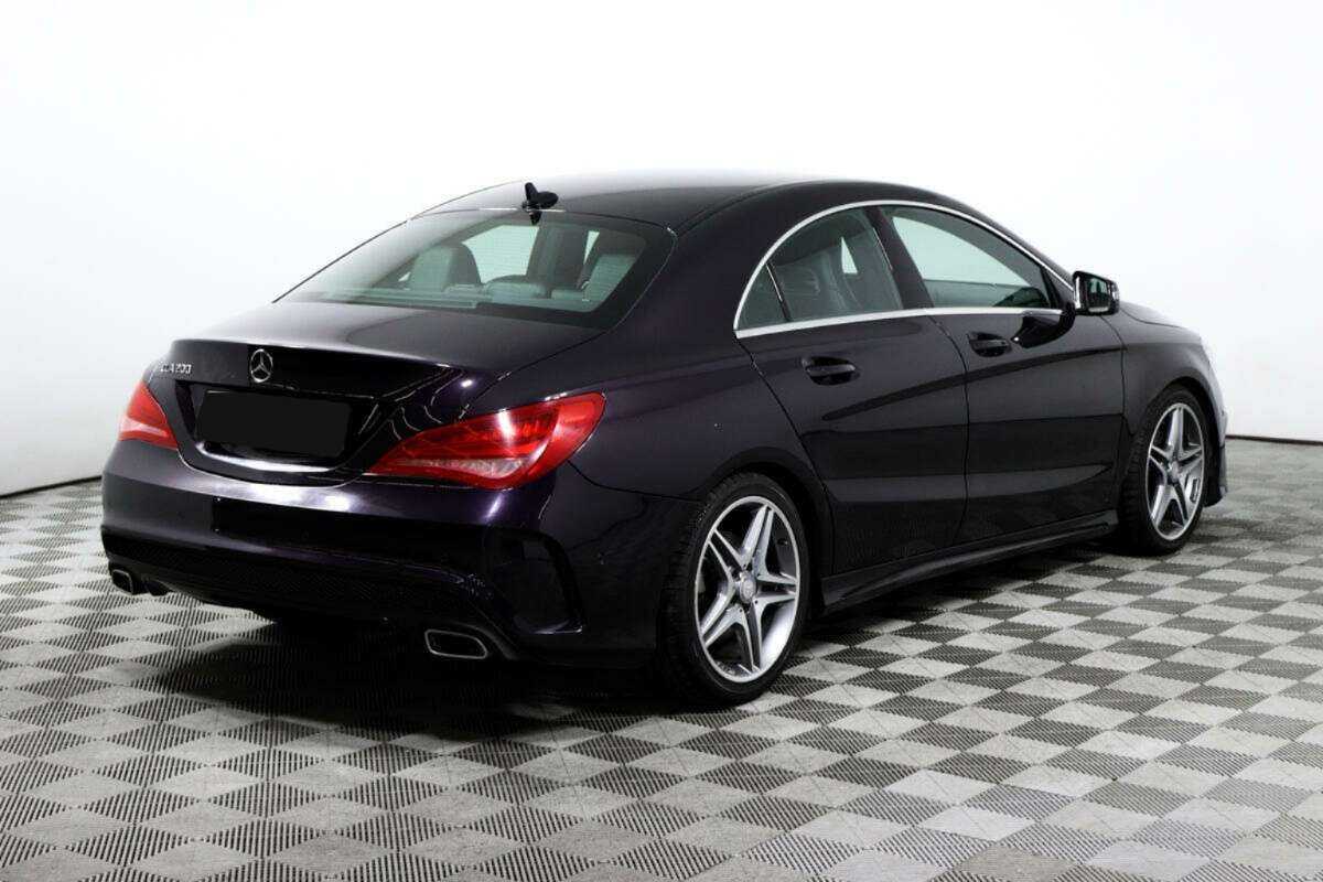 Mercedes-Benz CLA с пробегом — 2015 год. Фото: #4