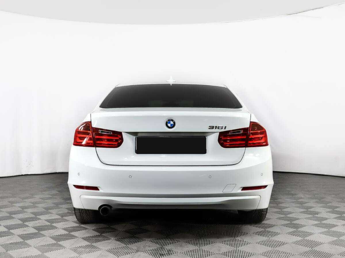 BMW 3 серии с пробегом — 2013 год. Фото: #5