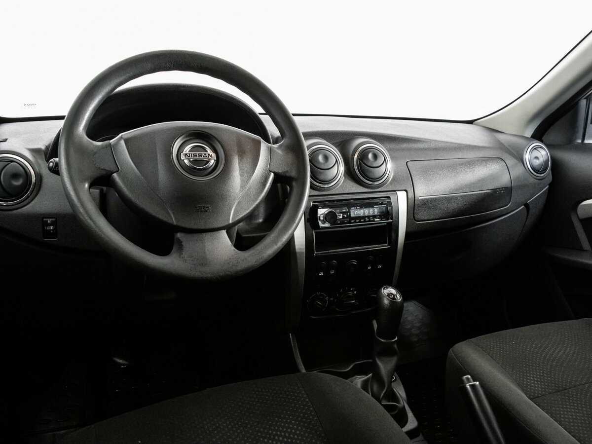 Nissan Almera с пробегом — 2013 год. Фото: #8