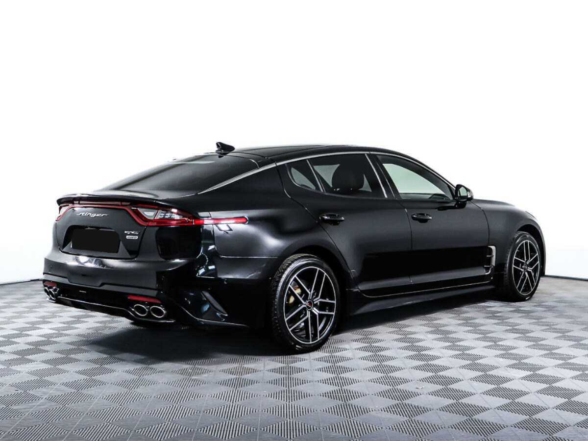 Kia Stinger с пробегом — 2018 год. Фото: #4