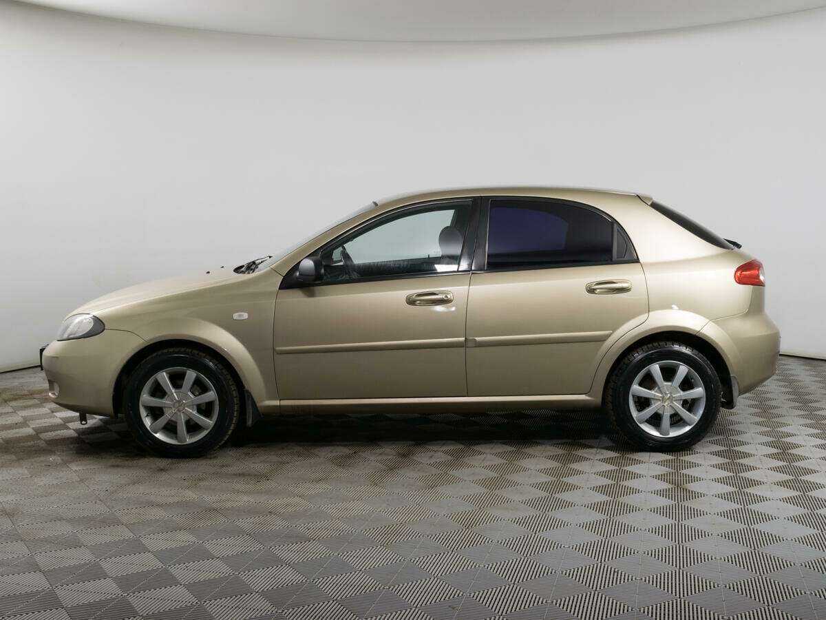 Chevrolet Lacetti с пробегом — 2009 год. Фото: #7