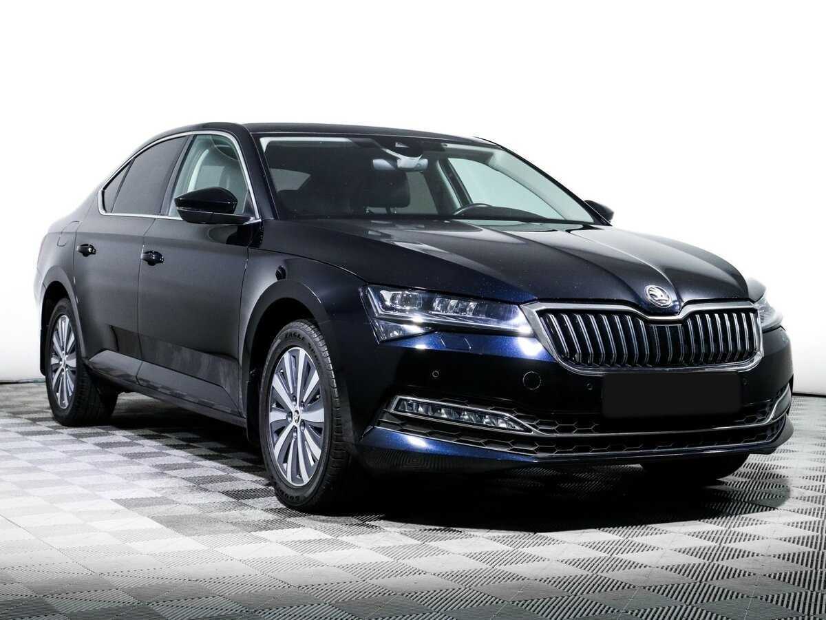 Skoda Superb с пробегом — 2021 год. Фото: #2