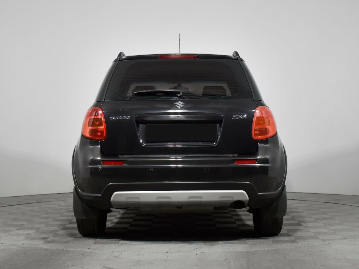 Suzuki SX4 с пробегом — 2011 год. Фото: #4