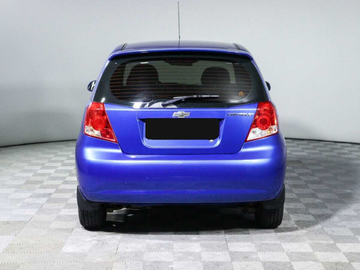 Chevrolet Aveo с пробегом — 2005 год. Фото: #5