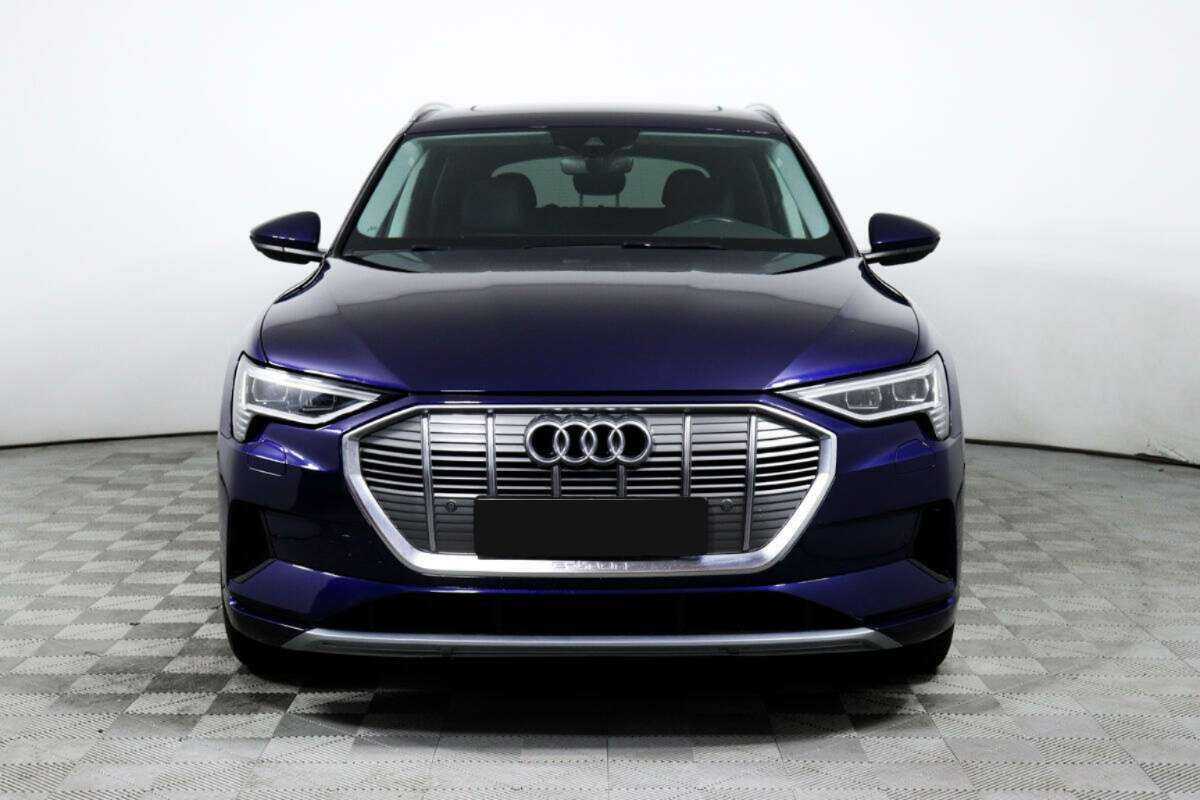 Audi e-tron с пробегом — 2020 год. Фото: #1