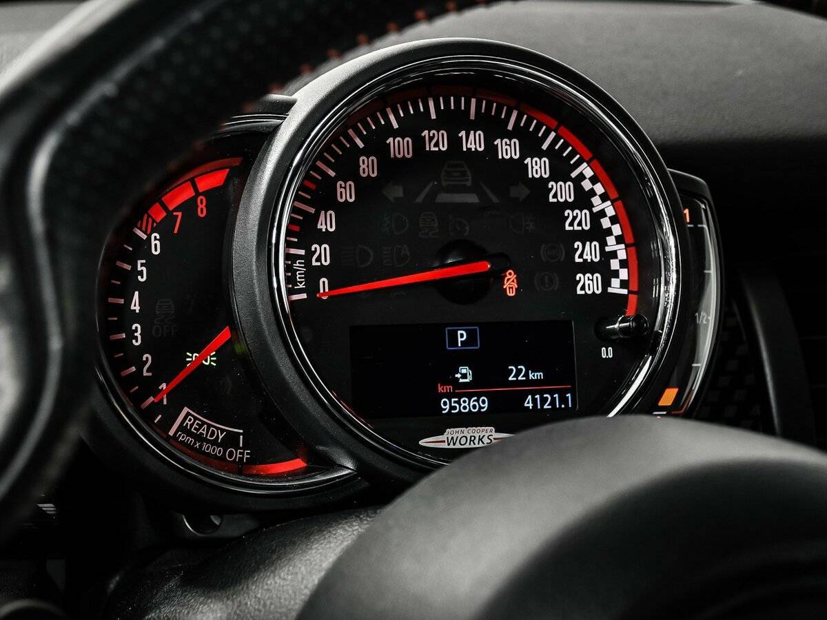 Mini Hatch с пробегом — 2019 год. Фото: #9
