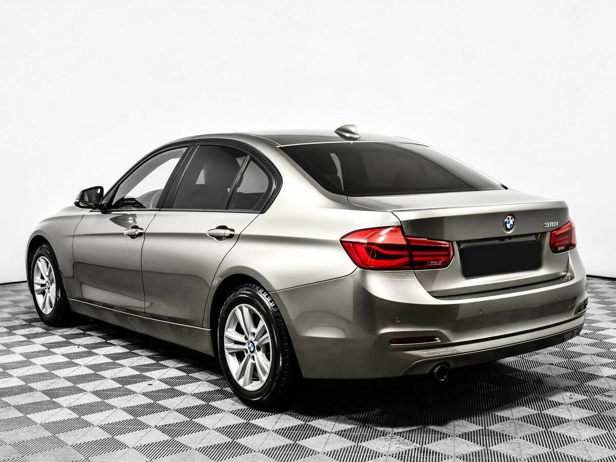 BMW 3 серии с пробегом — 2015 год. Фото: #6