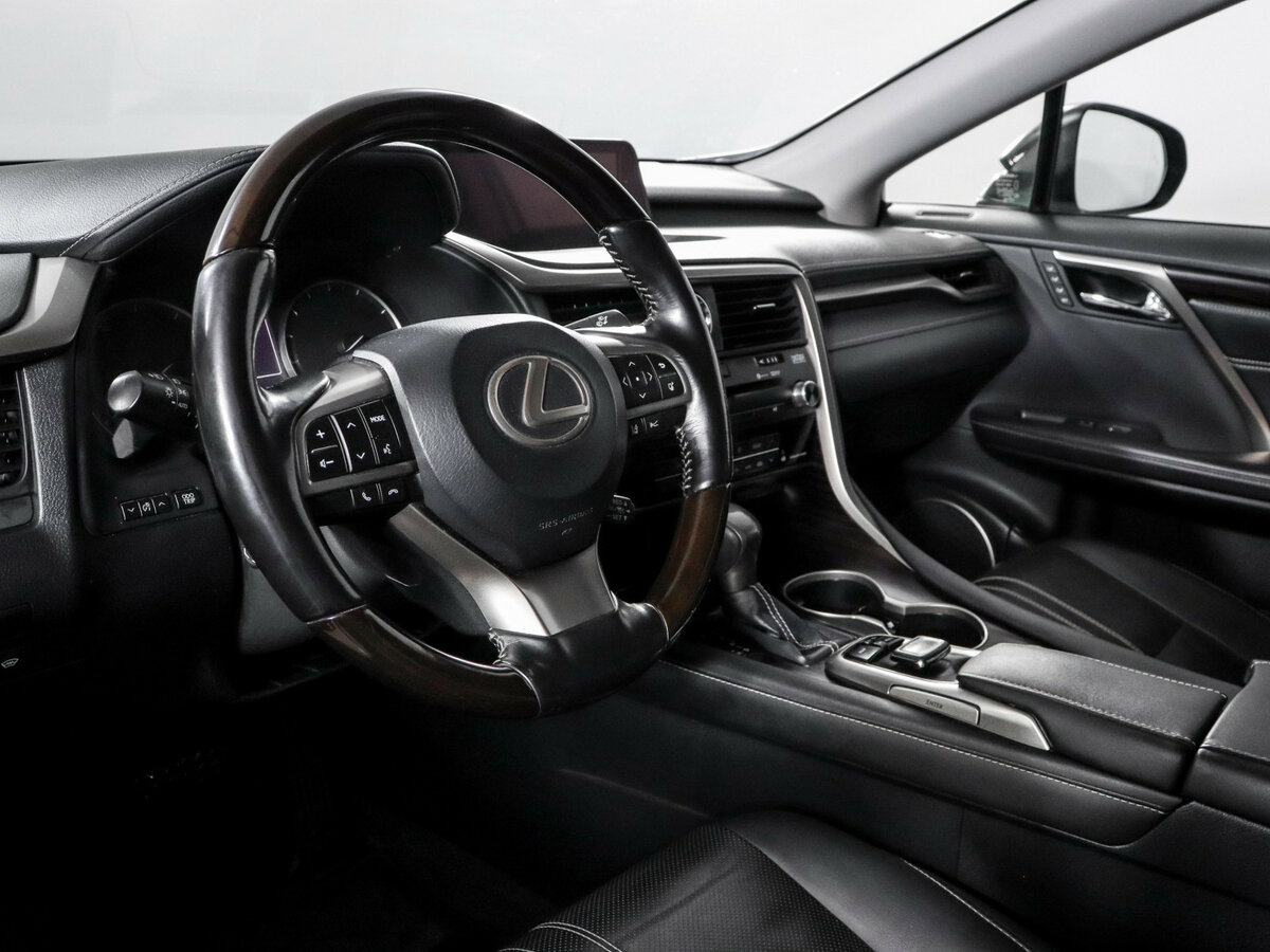 Lexus RX с пробегом — 2017 год. Фото: #12
