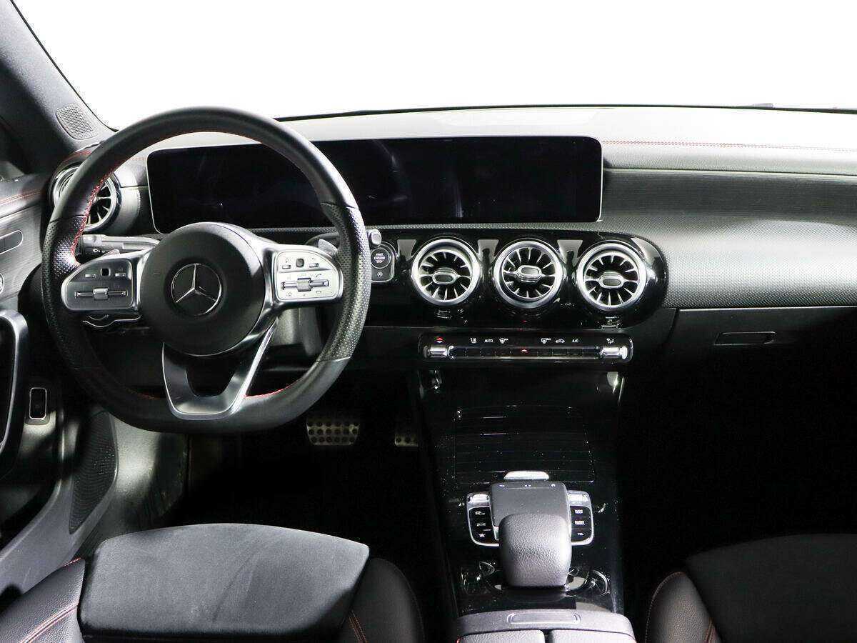 Mercedes-Benz CLA с пробегом — 2019 год. Фото: #11