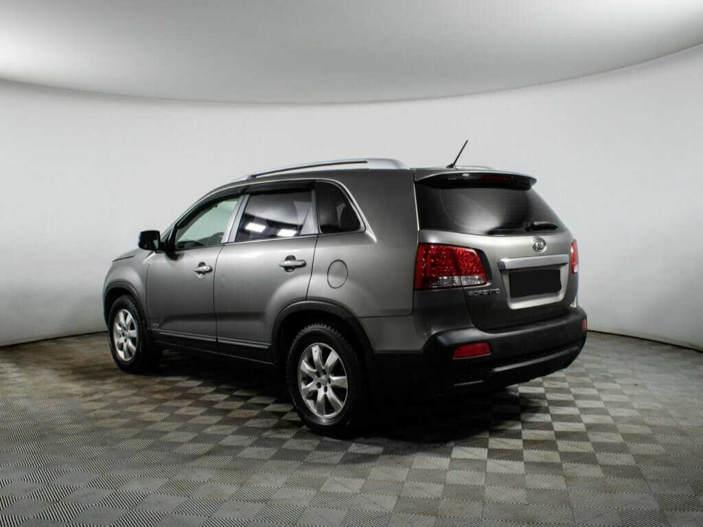 Kia Sorento с пробегом — 2010 год. Фото: #6