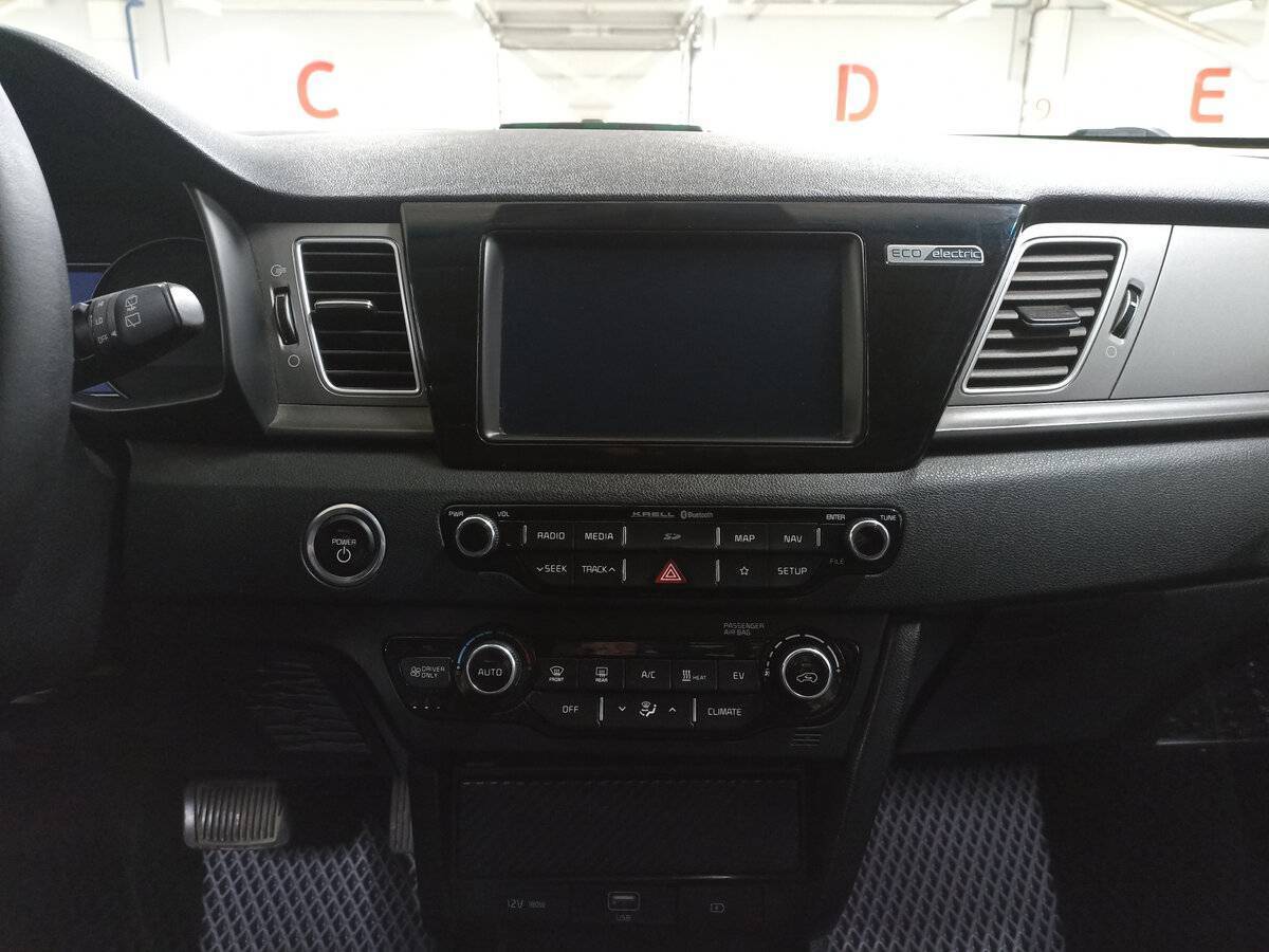Kia Niro с пробегом — 2019 год. Фото: #14