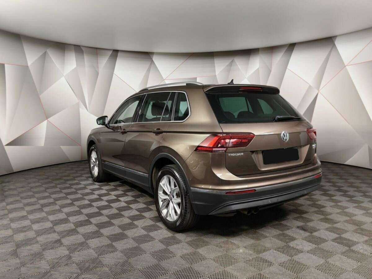 Volkswagen Tiguan с пробегом — 2017 год. Фото: #3