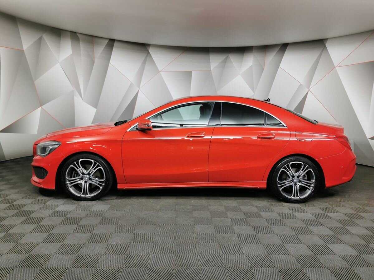 Mercedes-Benz CLA с пробегом — 2014 год. Фото: #4