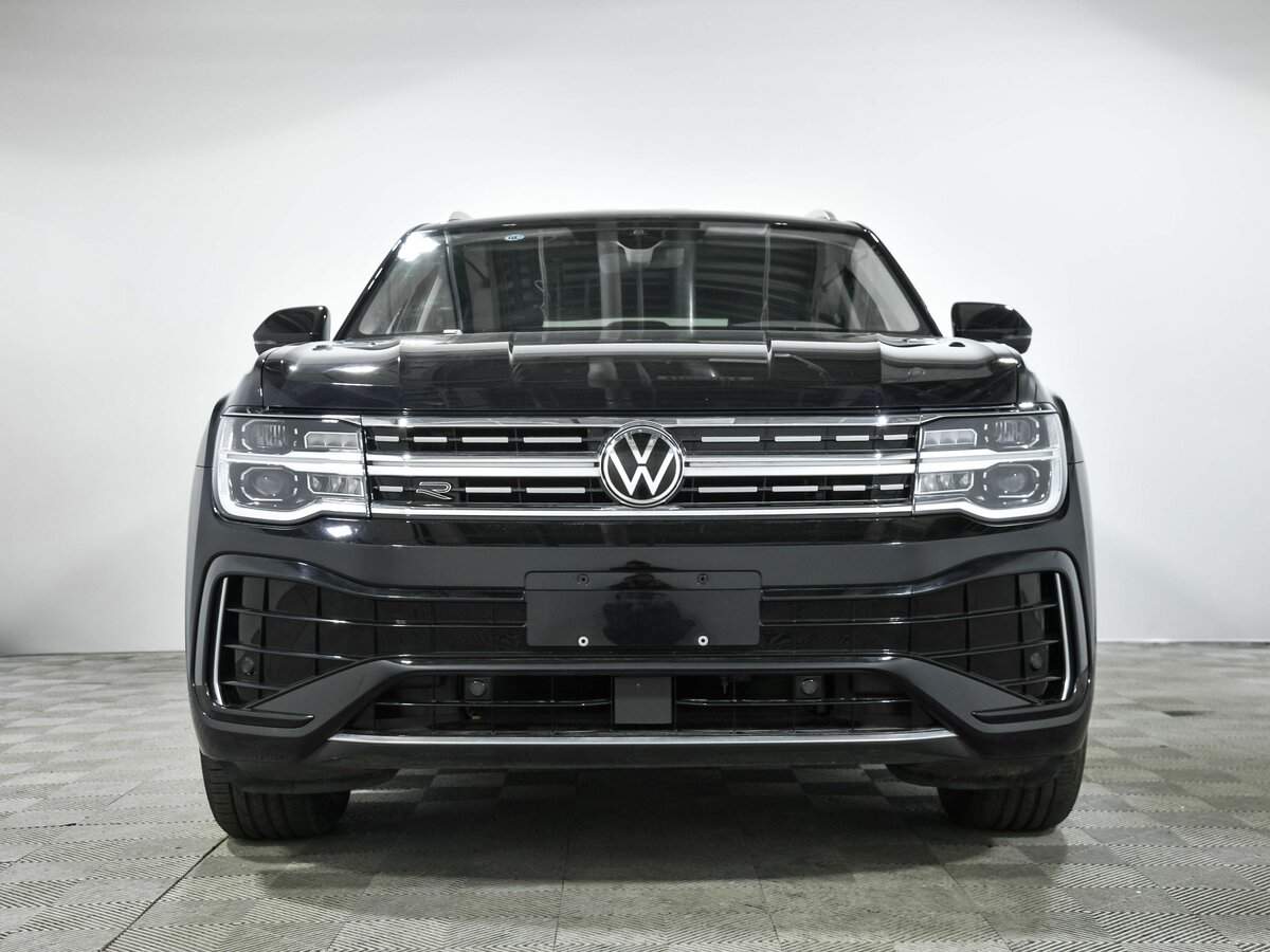 Volkswagen Teramont с пробегом — 2023 год. Фото: #1