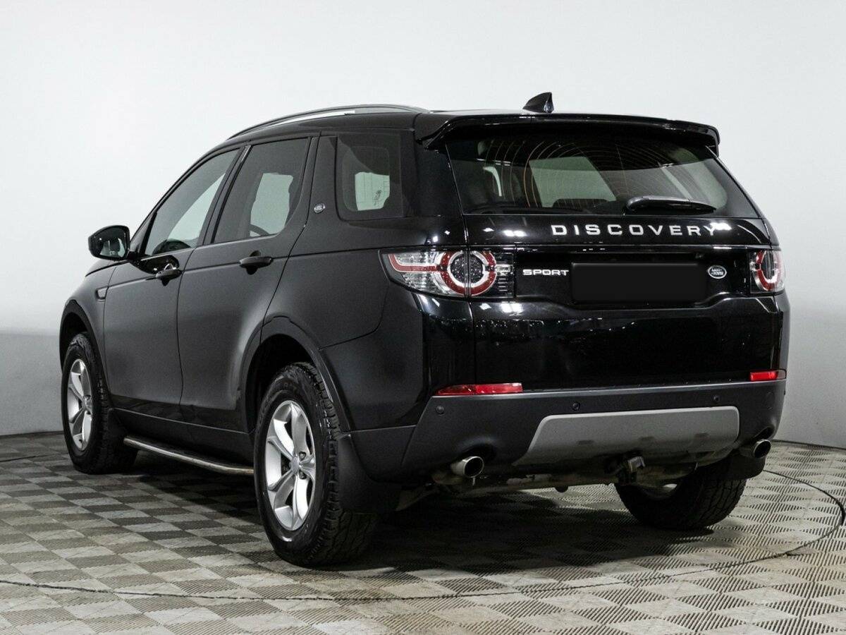 Land Rover Discovery Sport с пробегом — 2017 год. Фото: #6