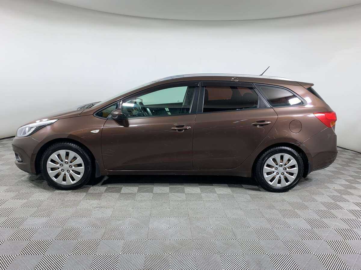 Kia Ceed с пробегом — 2014 год. Фото: #7