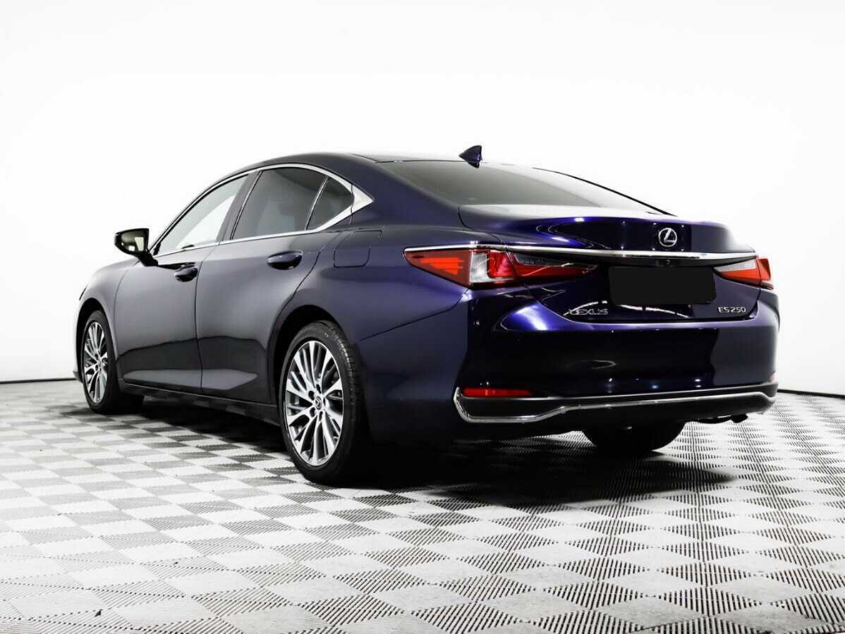 Lexus ES с пробегом — 2021 год. Фото: #6