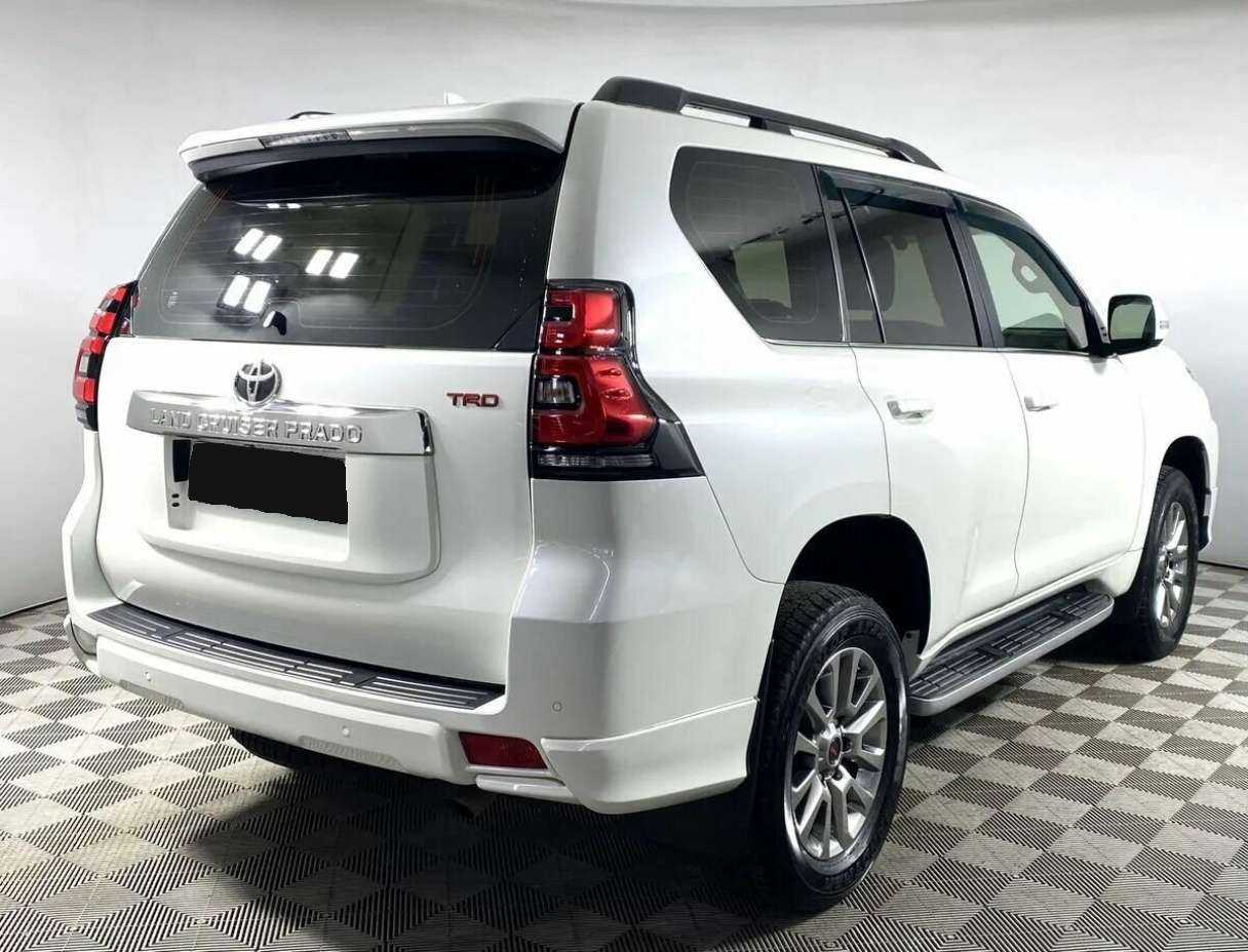 Toyota Land Cruiser Prado с пробегом — 2020 год. Фото: #4