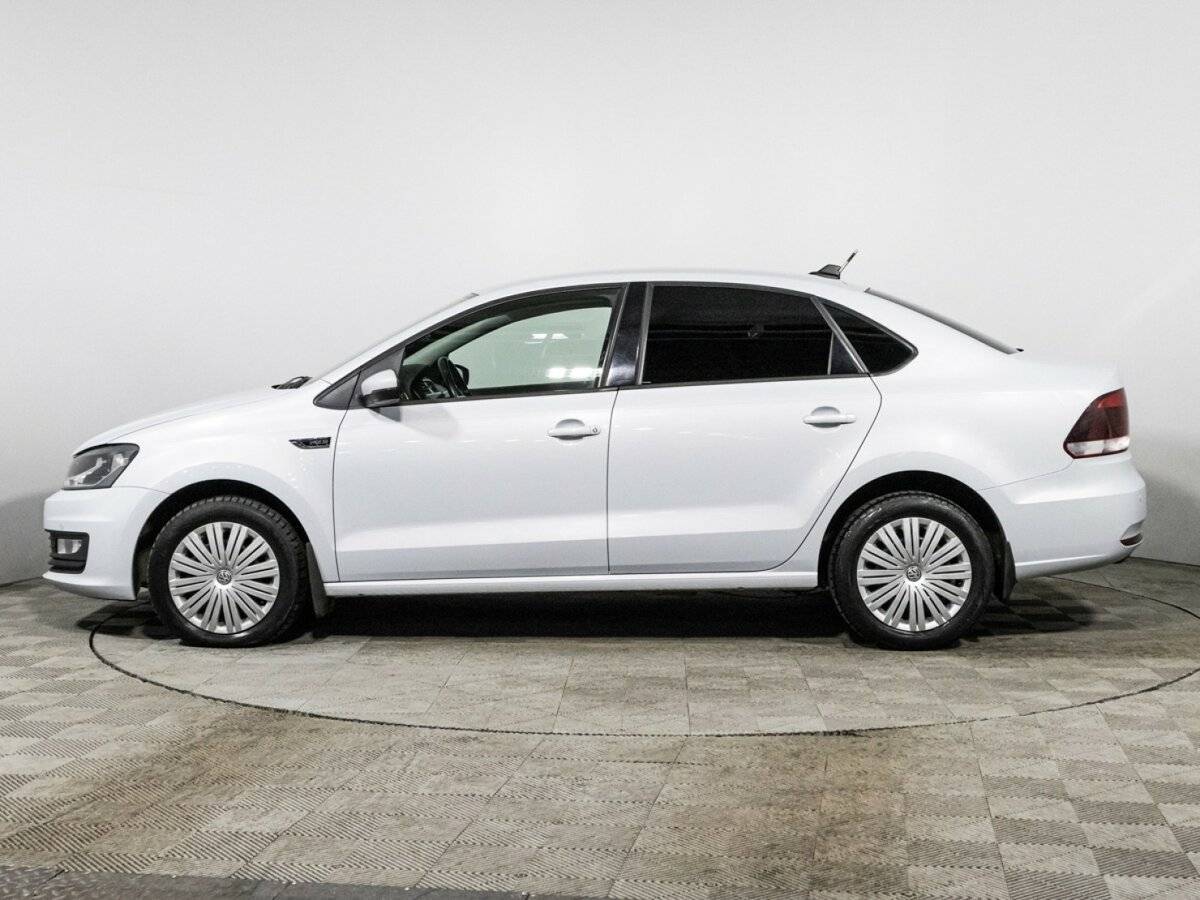 Volkswagen Polo с пробегом — 2018 год. Фото: #7