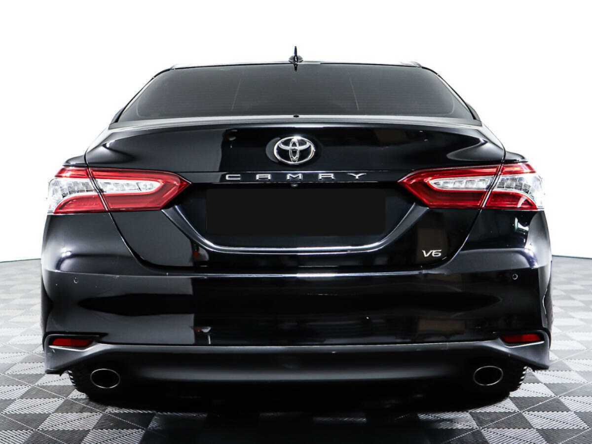 Toyota Camry с пробегом — 2019 год. Фото: #5