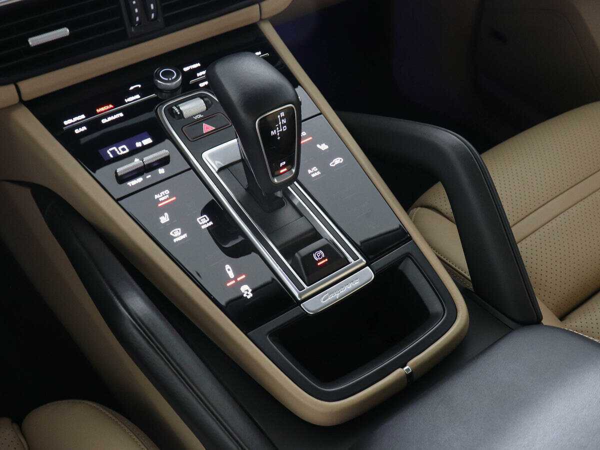 Porsche Cayenne с пробегом — 2018 год. Фото: #15
