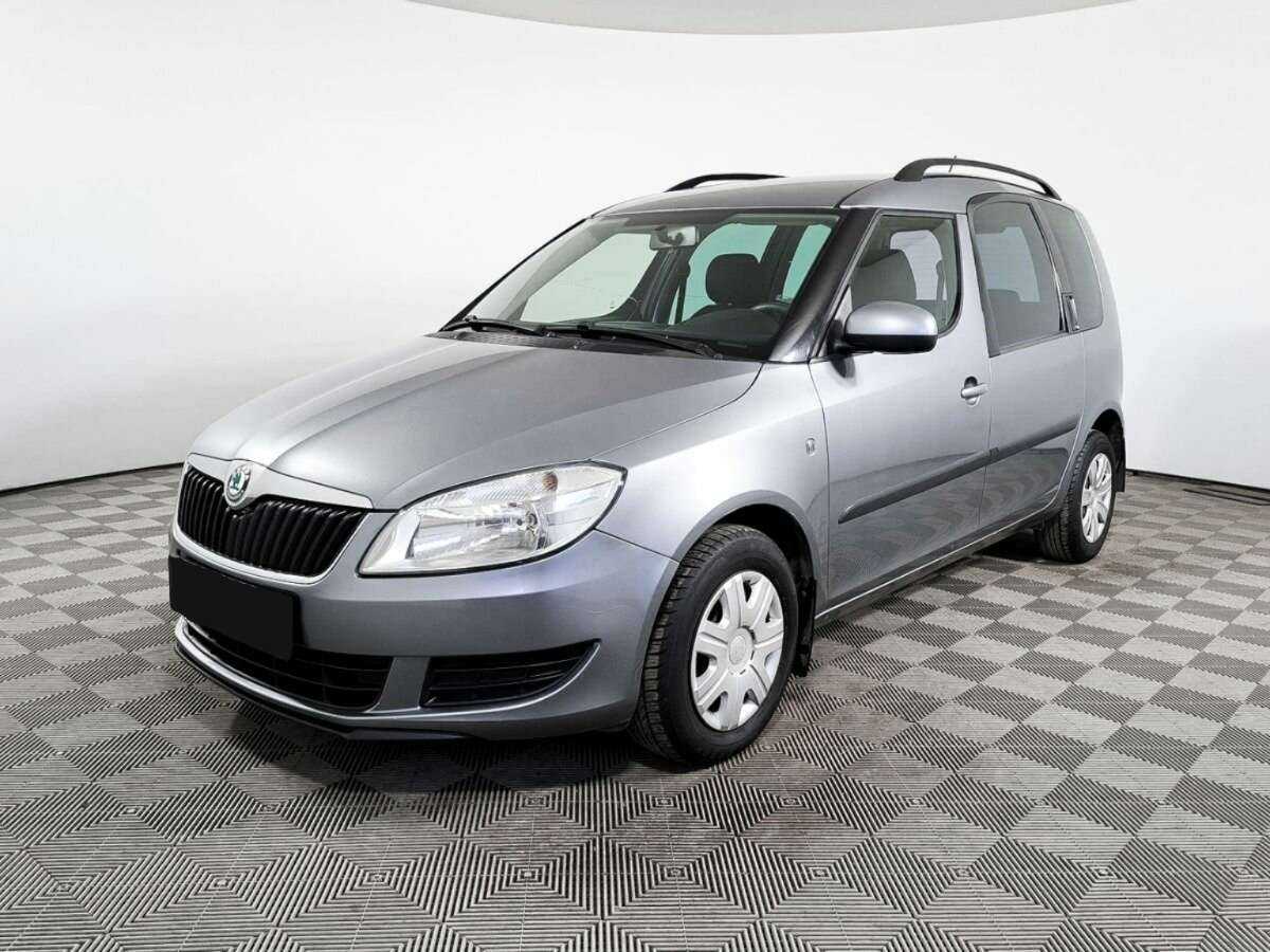Skoda Roomster с пробегом — 2012 год. Фото: #0