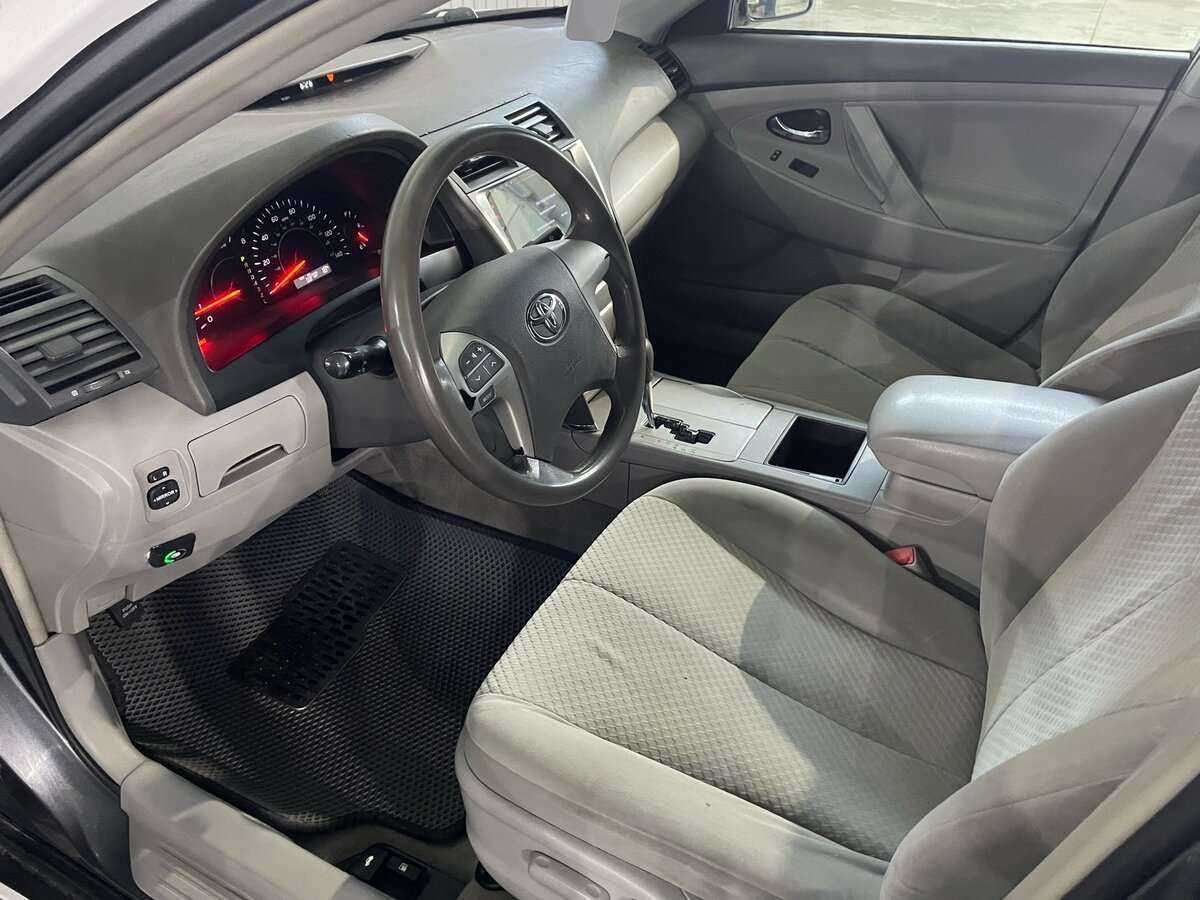 Toyota Camry с пробегом — 2007 год. Фото: #12