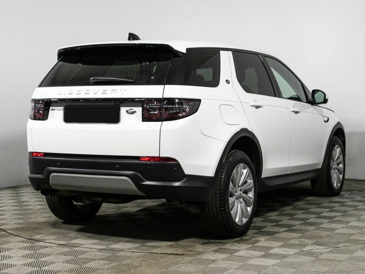 Land Rover Discovery Sport с пробегом — 2021 год. Фото: #4