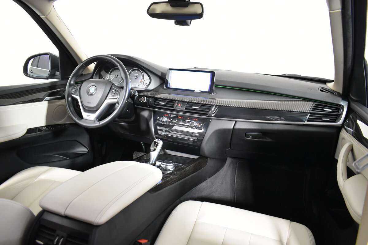 BMW X5 с пробегом — 2015 год. Фото: #10