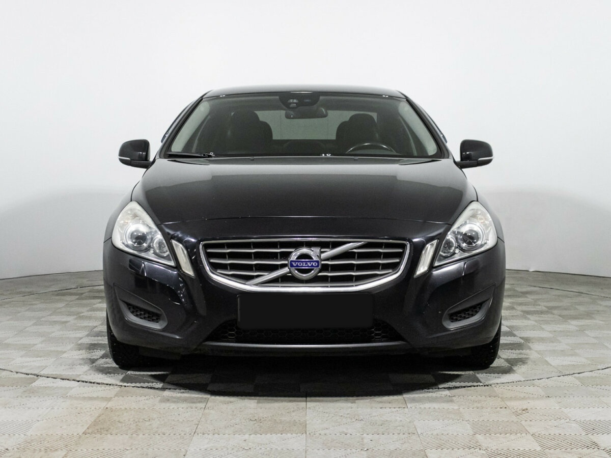 Volvo S60 с пробегом — 2011 год. Фото: #1