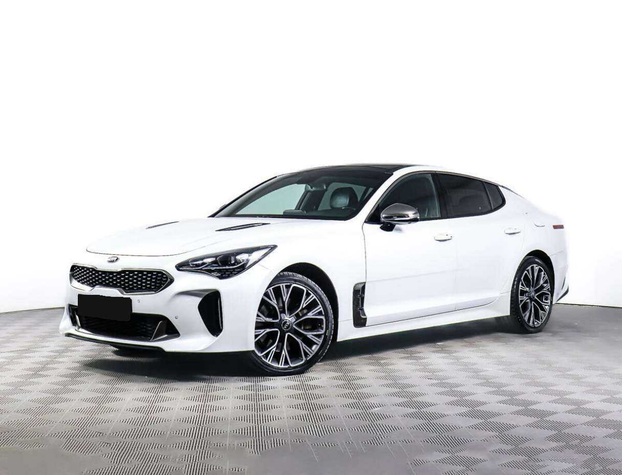 Kia Stinger с пробегом — 2018 год. Посмотреть фото