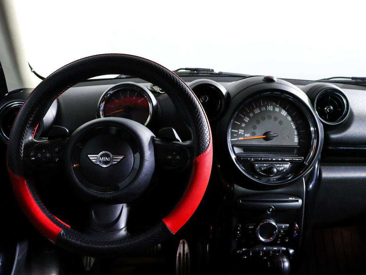 Mini Countryman с пробегом — 2014 год. Фото: #11