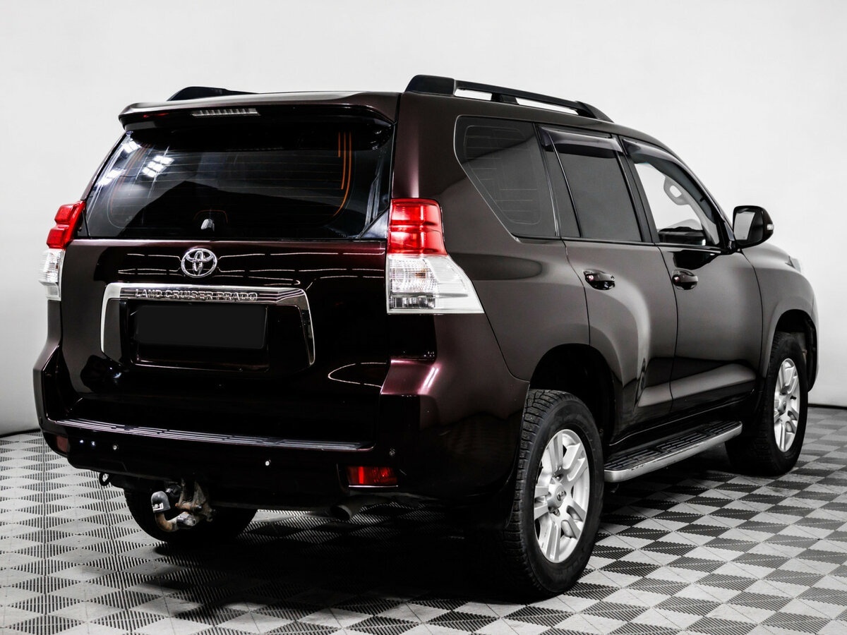 Toyota Land Cruiser Prado с пробегом — 2010 год. Фото: #3