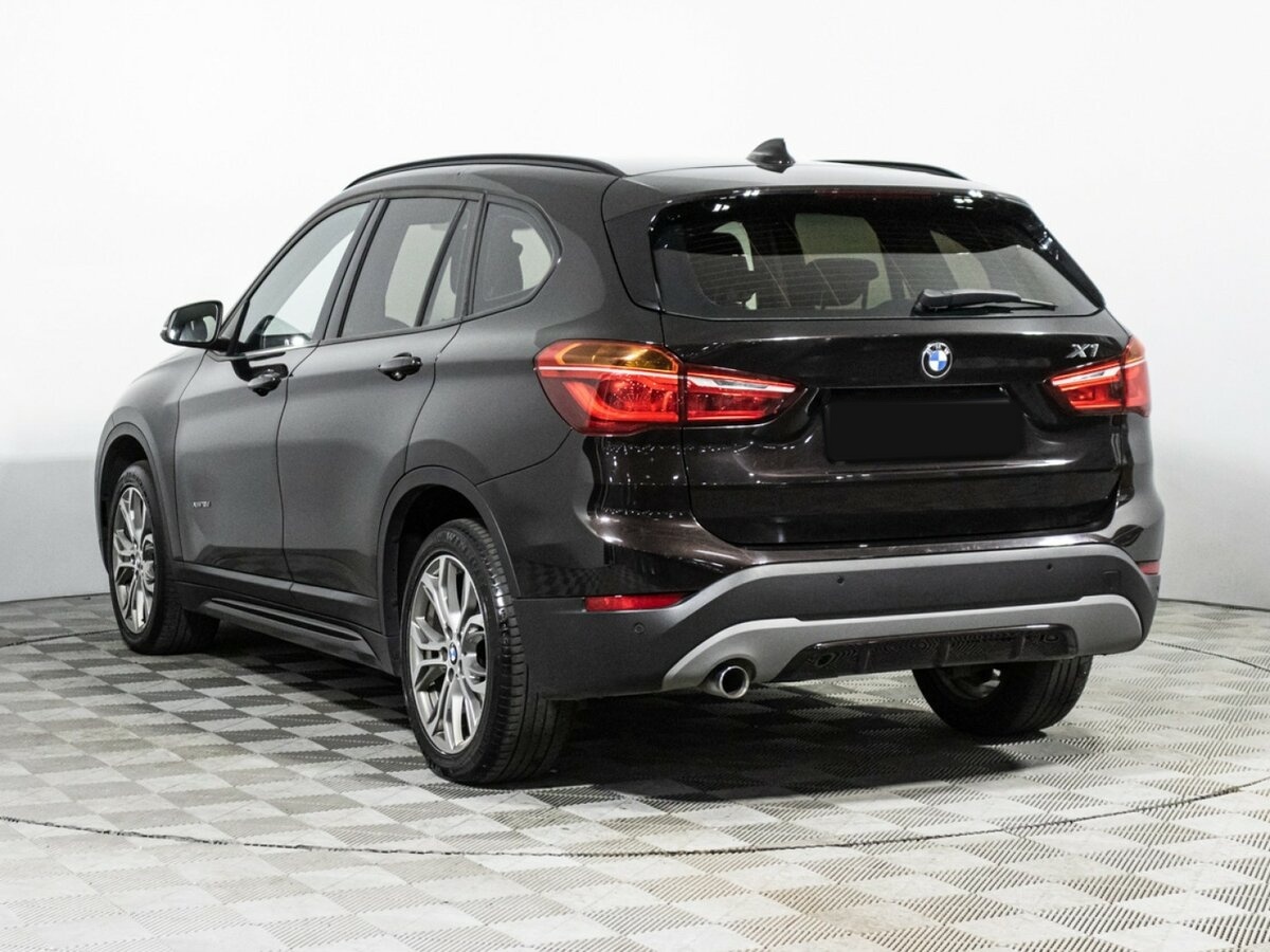 BMW X1 с пробегом — 2016 год. Фото: #6
