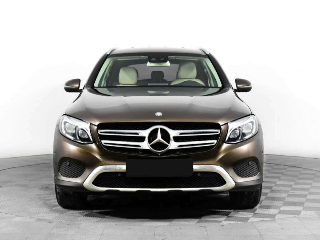 Mercedes-Benz GLC с пробегом — 2015 год. Фото: #1